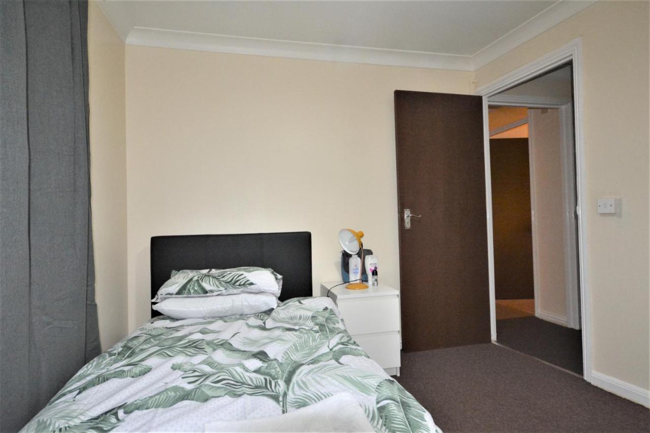 London Zone 2 Lovely 4 bedroom Apartment Buitenkant foto